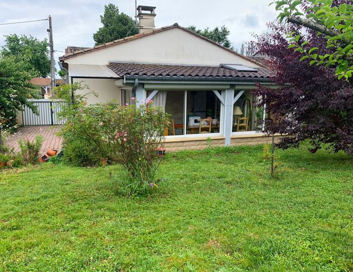 Image No.1-2 Bed House for sale