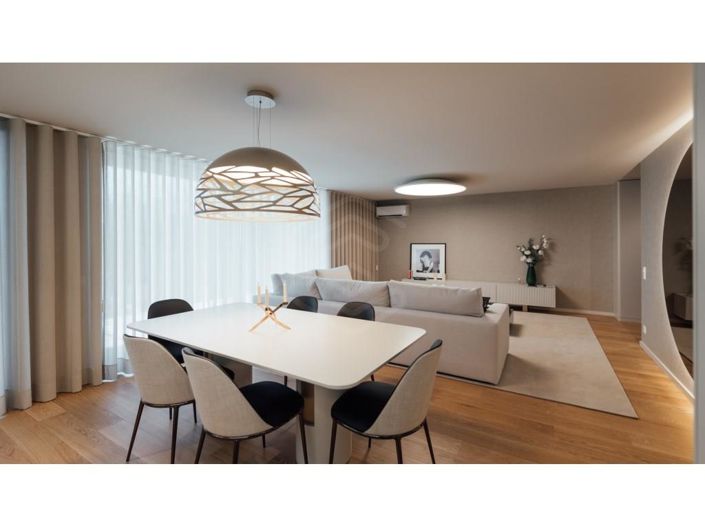 Image No.17-3 Bed Apartment for sale