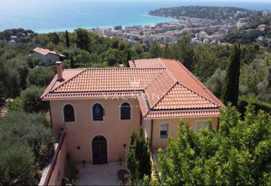 1 - Menton, House