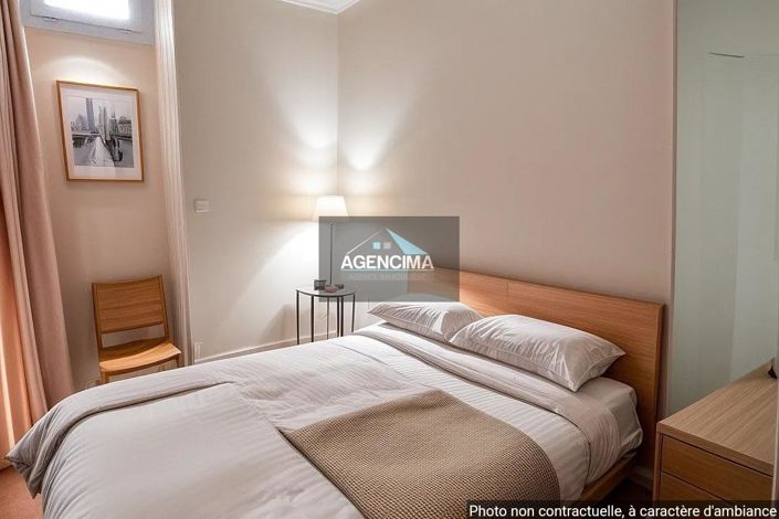 Image No.1-3 Bed House for sale