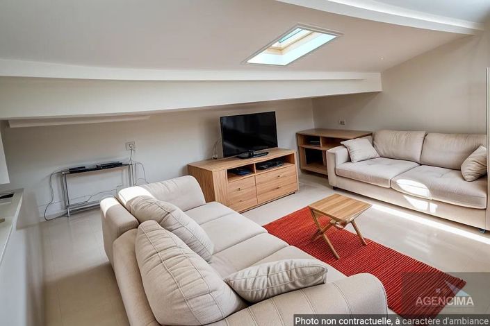 Image No.1-3 Bed House for sale