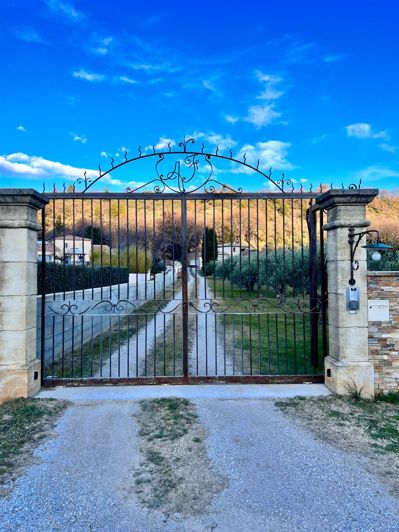 Image No.17-4 Bed House for sale