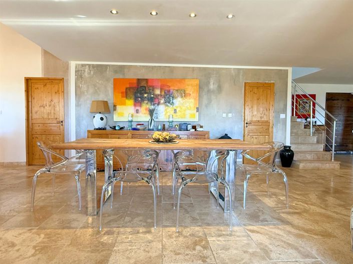 Image No.12-5 Bed House for sale