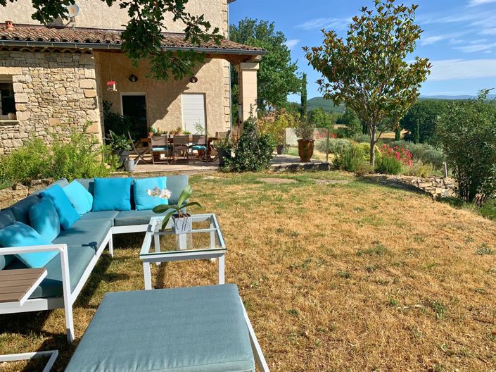 Image No.8-5 Bed House for sale