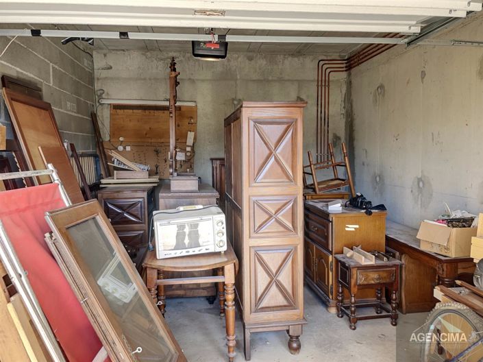 Image No.9-3 Bed Apartment for sale