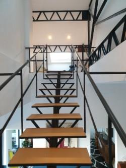 Image No.9-5 Bed House for sale