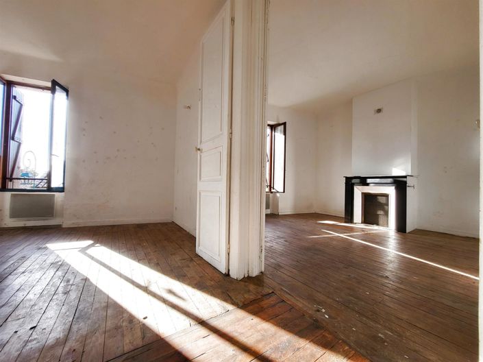 Image No.11-5 Bed House for sale