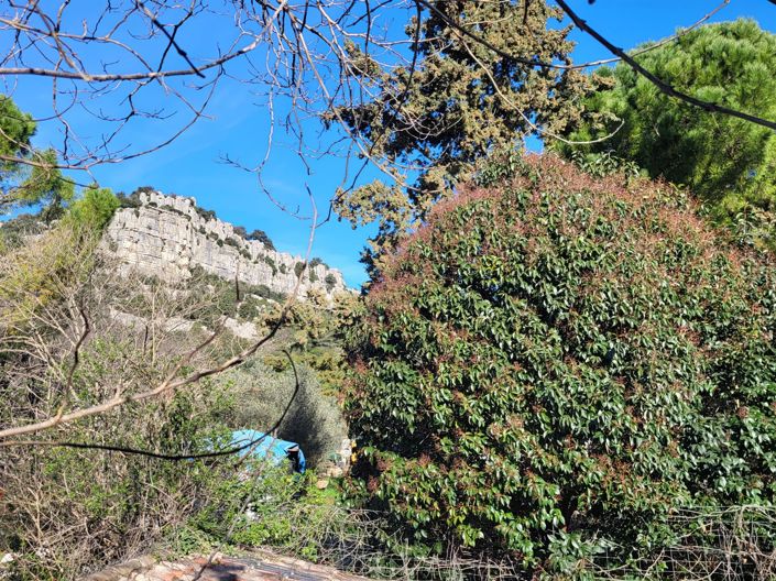 Image No.6-5 Bed House for sale