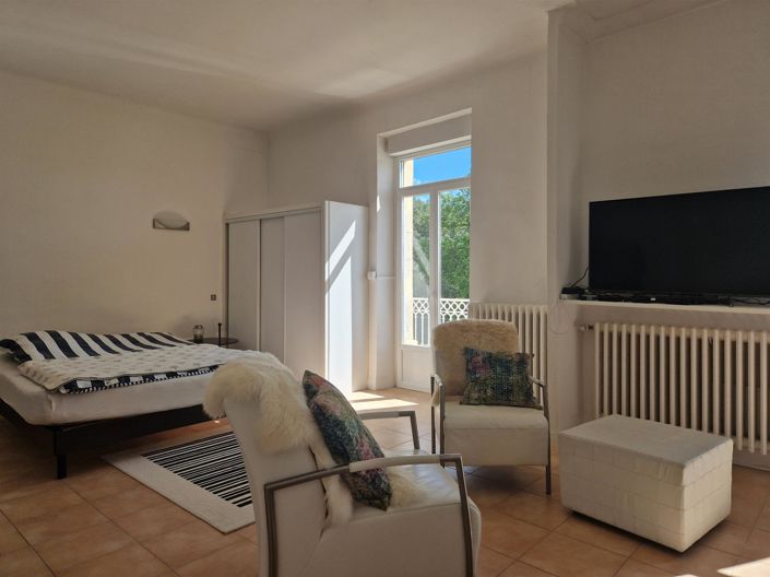 Image No.6-14 Bed House for sale