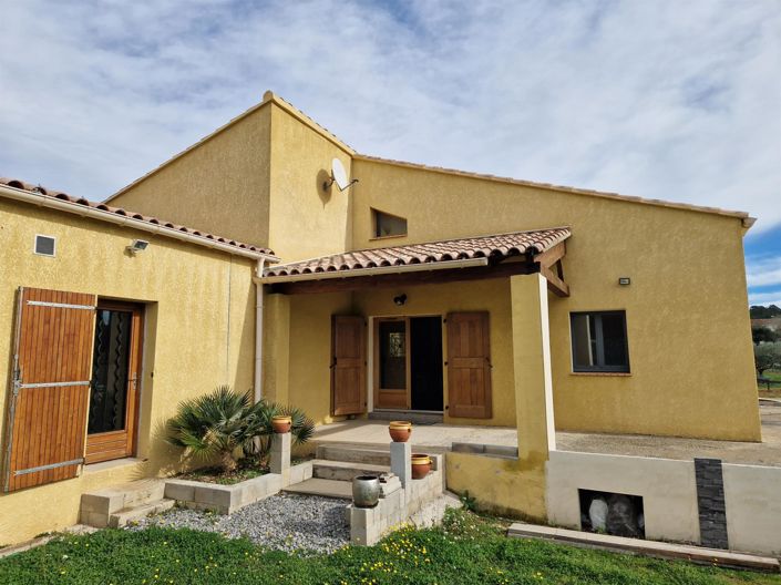 Image No.1-3 Bed House for sale