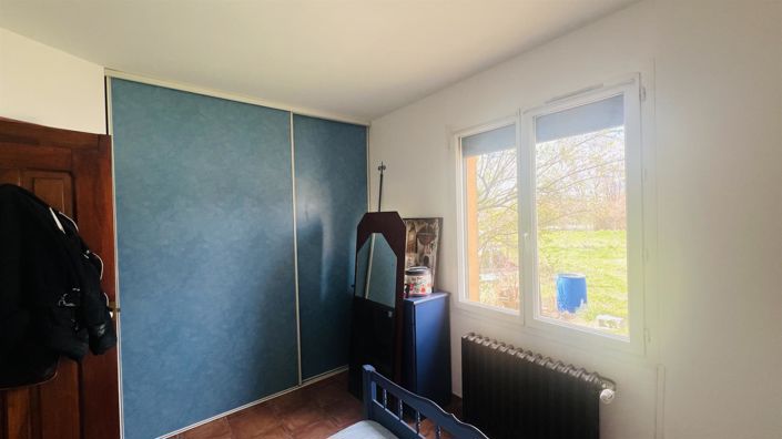 Image No.8-3 Bed House for sale