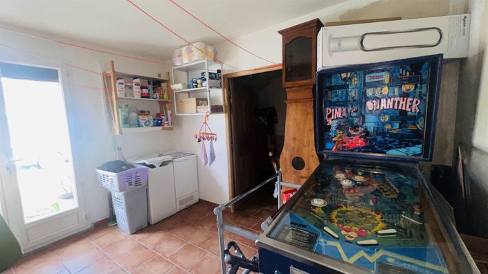 Image No.9-3 Bed House for sale