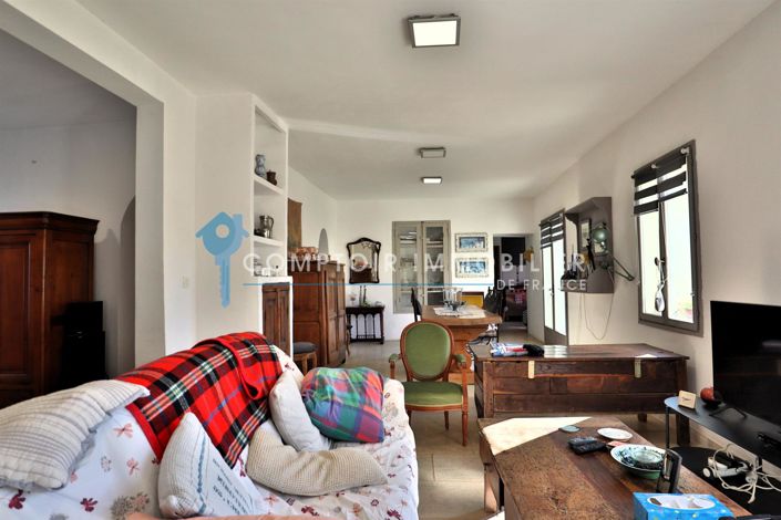 Image No.5-4 Bed House for sale