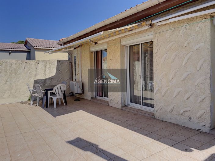 Image No.1-4 Bed House for sale