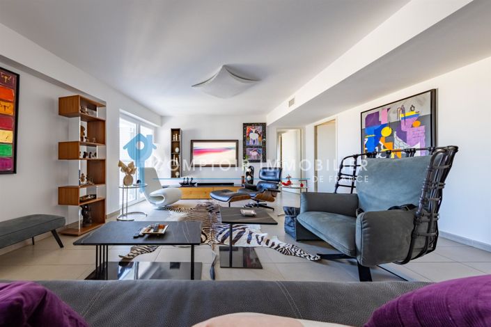 Image No.8-3 Bed Apartment for sale