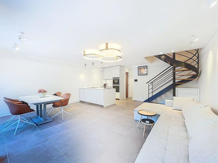Image No.1-2 Bed Apartment for sale