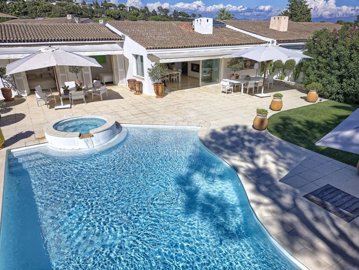 1 - Villeneuve-Loubet, House