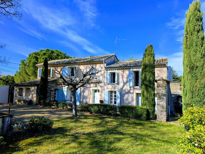 Image No.1-4 Bed House for sale