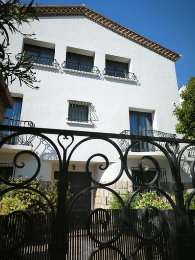 Image No.1-7 Bed House for sale