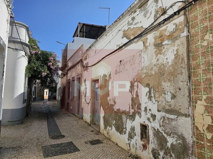 Image No.2-2 Bed House for sale