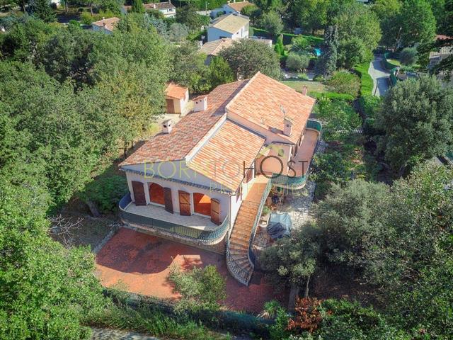 Image No.1-5 Bed House for sale