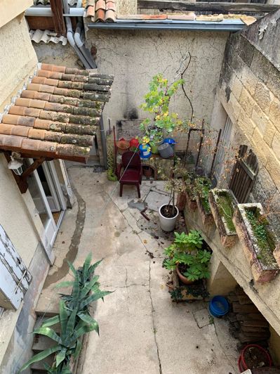 Image No.1-5 Bed House for sale