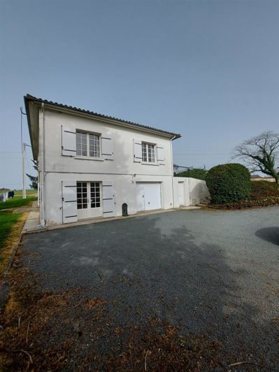 Image No.1-Maison de 3 chambres à vendre à Sauveterre-de-Guyenne