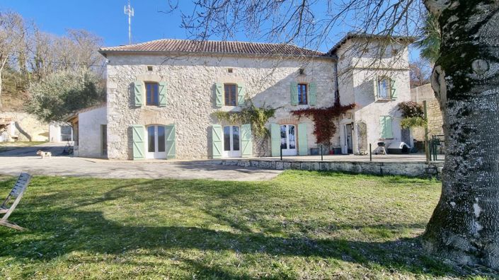 Image No.1-4 Bed House for sale