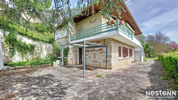 Image No.1-5 Bed House for sale