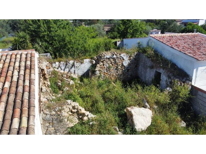 Image No.1-2 Bed House for sale