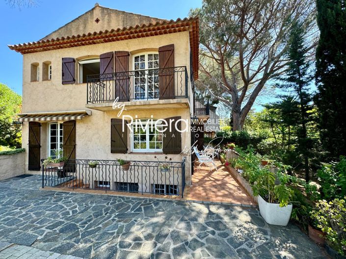 Image No.1-9 Bed House for sale