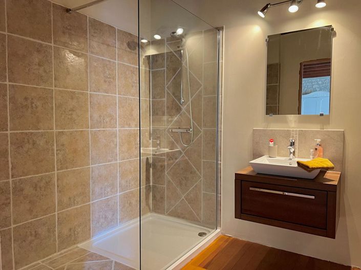 Image No.14-4 Bed House for sale