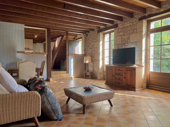 Image No.9-4 Bed House for sale