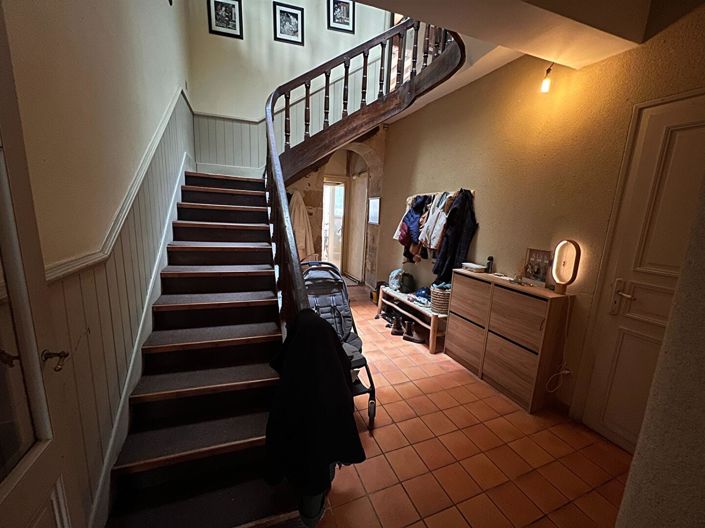 Image No.9-4 Bed House for sale