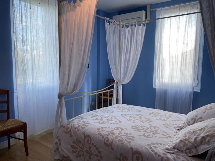 Image No.15-6 Bed House for sale