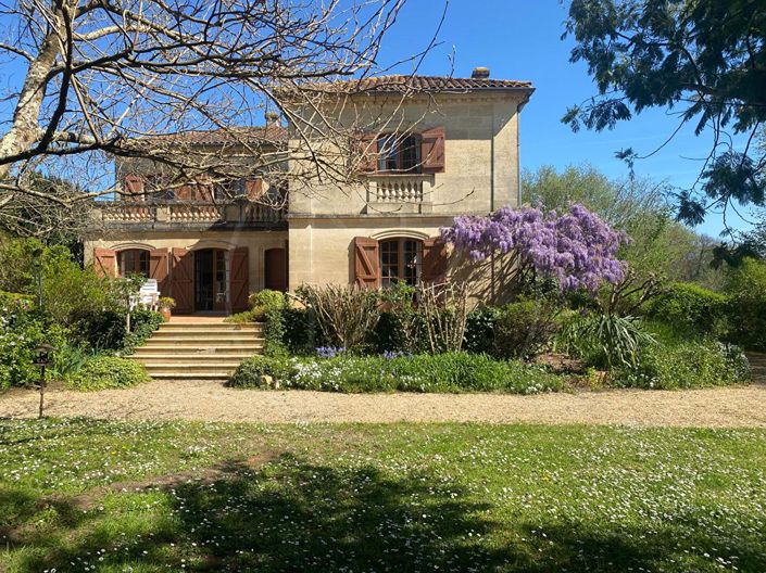 Image No.1-4 Bed House for sale