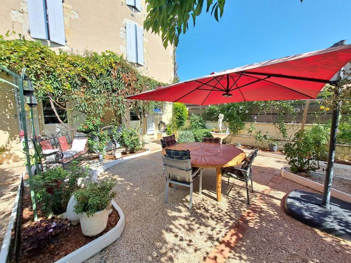 Image No.24-4 Bed House for sale