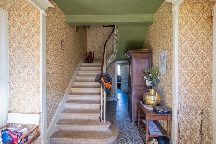 Image No.13-9 Bed House for sale