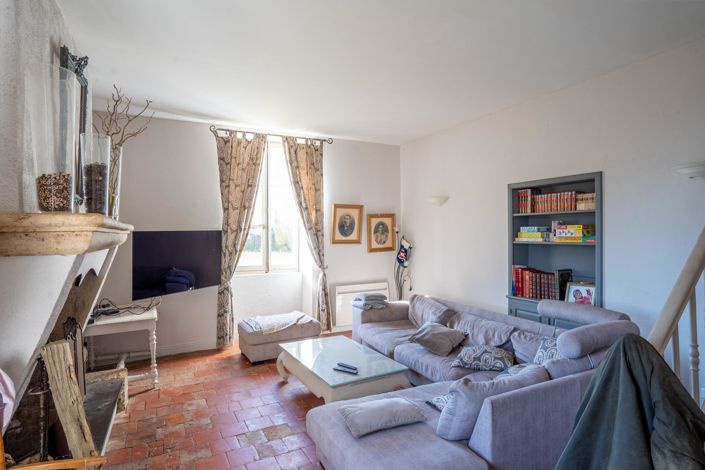 Image No.17-9 Bed House for sale