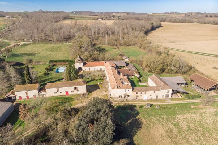 Image No.4-9 Bed House for sale