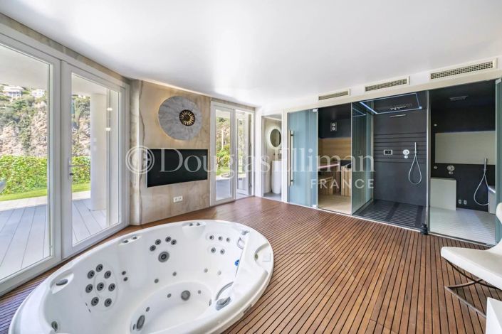 Image No.14-7 Bed House for sale