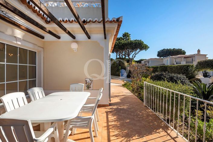 Image No.11-4 Bed House for sale