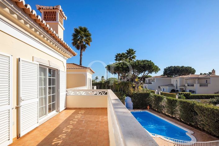 Image No.12-4 Bed House for sale