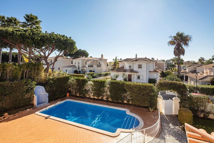 Image No.14-4 Bed House for sale