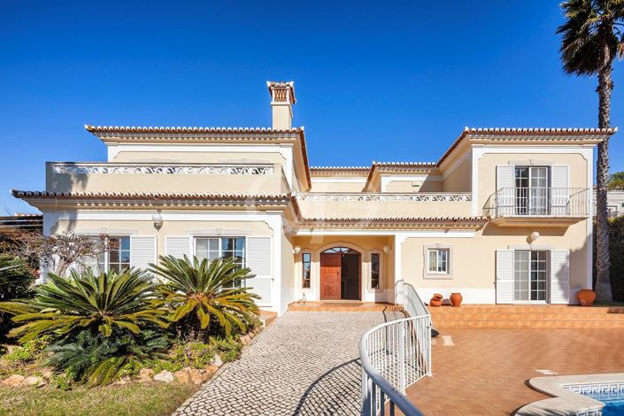 Image No.24-4 Bed House for sale