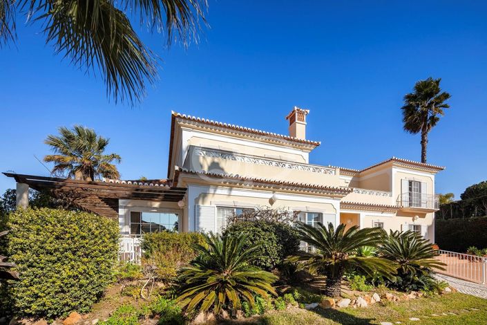 Image No.8-4 Bed House for sale