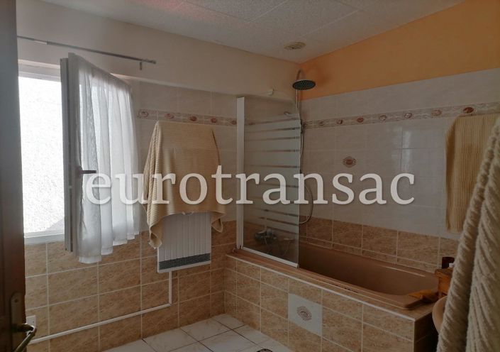 Image No.10-2 Bed House for sale