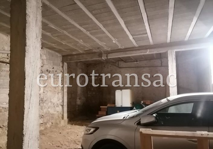 Image No.17-2 Bed House for sale