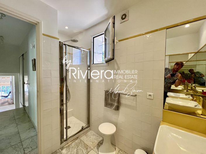 Image No.21-5 Bed House for sale