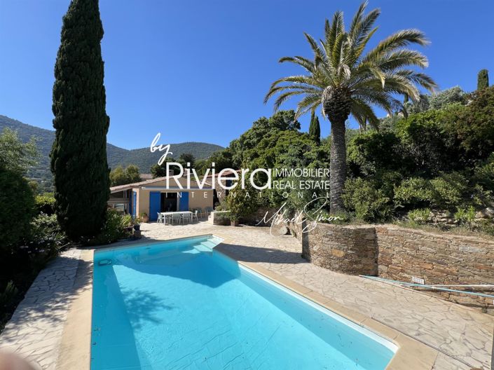 Image No.6-5 Bed House for sale